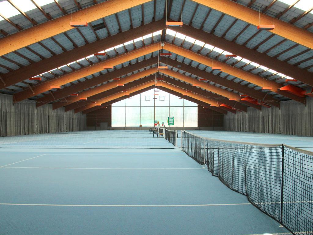Sportpark Hugstetten Buitenkant foto